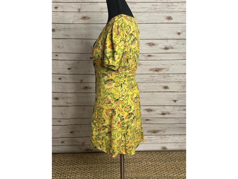 Urban Outfitter Bettie twist front floral linen-blend mini dress Size Medium - Picture 6 of 8